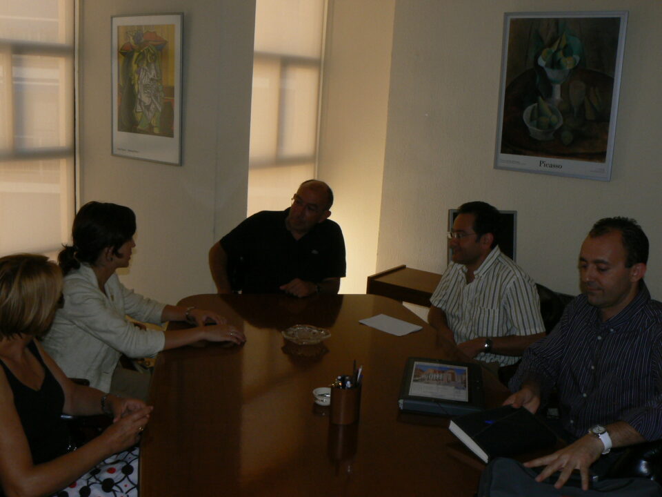 Presentación del Proyecto de centro educativo de la Torre del Orejón y Escuela Oficial de Idiomas ante la Dirección Territorial de Educación
