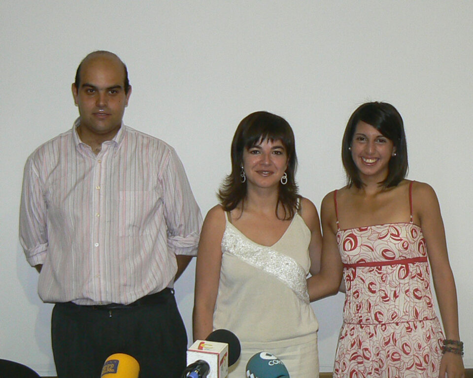 LA ATLETA GEMA BARRACHINA RECIBE LA INSIGNIA DE PLATA