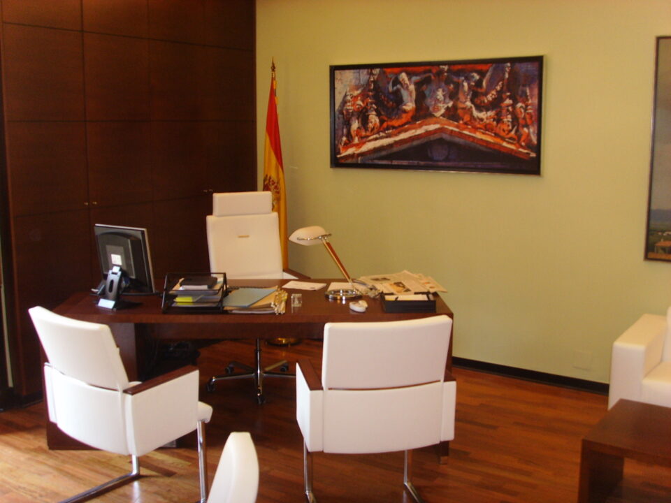 EL DESPACHO DE ALCALDÍA YA ESTÁ REMODELADO Y PREPARADO PARA RECIBIR A LOS INVITADOS EL DÍA 5