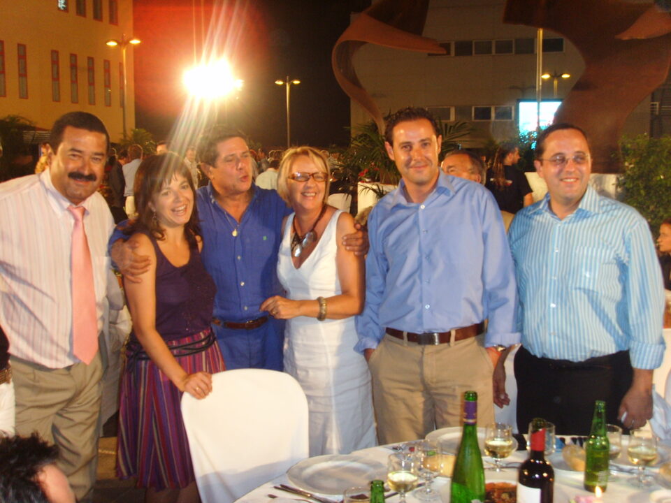 Camps anima a los militantes a la movilización porque está en juego el futuro de España y de la Comunidad".