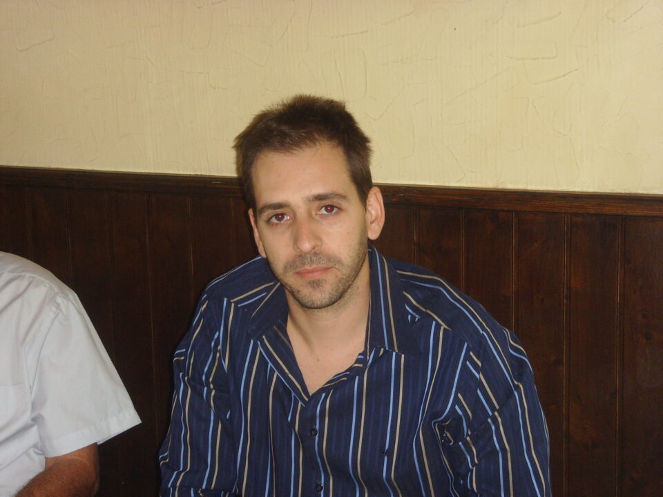 LOS INDUSTRIALES DEL CALZADO PIDEN LA CREACIÓN DE UN MONUMENTO. SE CELEBRA EL 30 ANIVERSARIO DE SU CONSTITUCIÓN