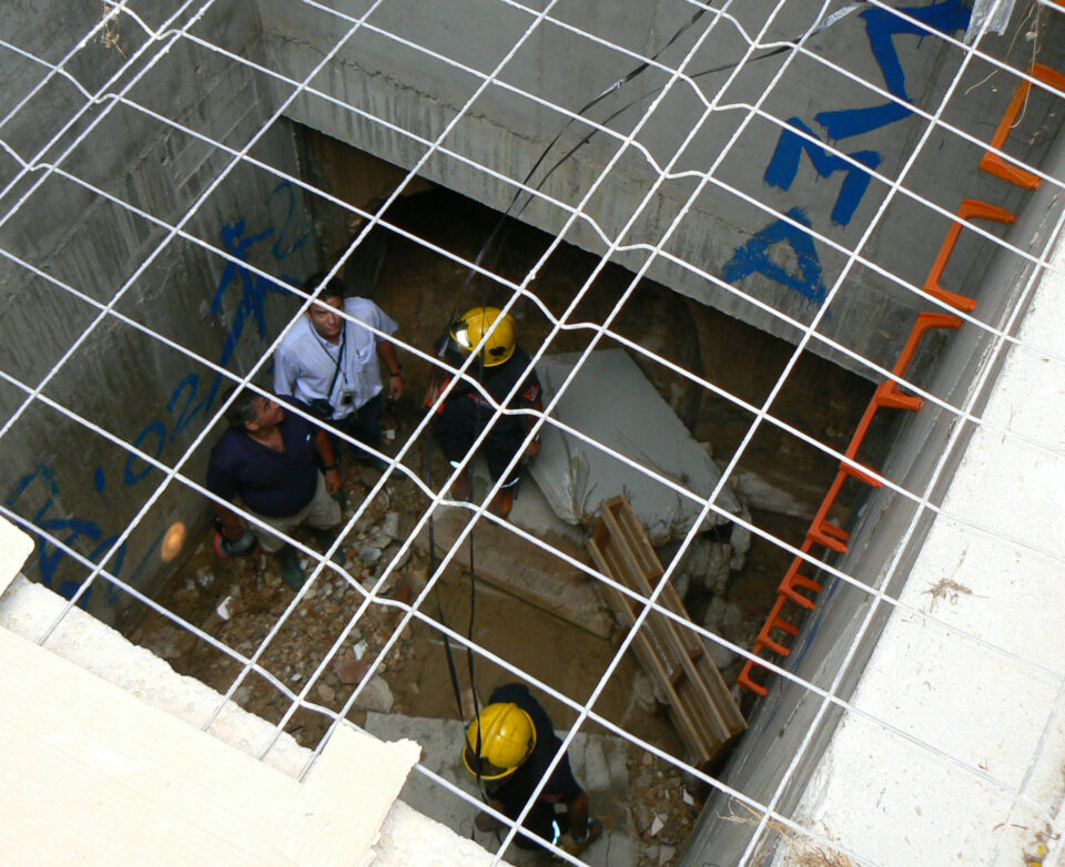 LAS BRIGADAS DE OBRAS TRABAJAN DE FORMA INCESANTE PARA VOLVER A LA NORMALIDAD