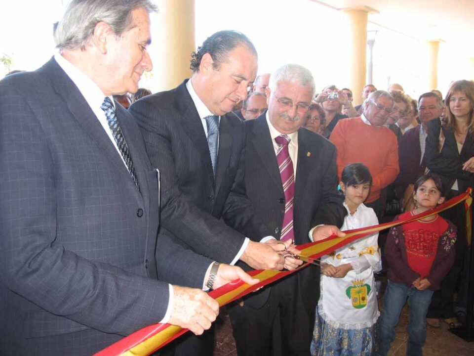 EL PSOE DENUNCIA 100 DÍAS DE "NEPOTISMO Y PREPOTENCIA" DE LOS GOBIERNOS MUNICIPALES DEL PP