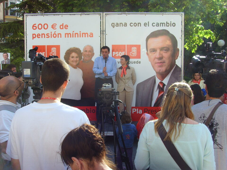 JOAN IGNASI PLA DIMITE COMO LÍDER DEL PSPV