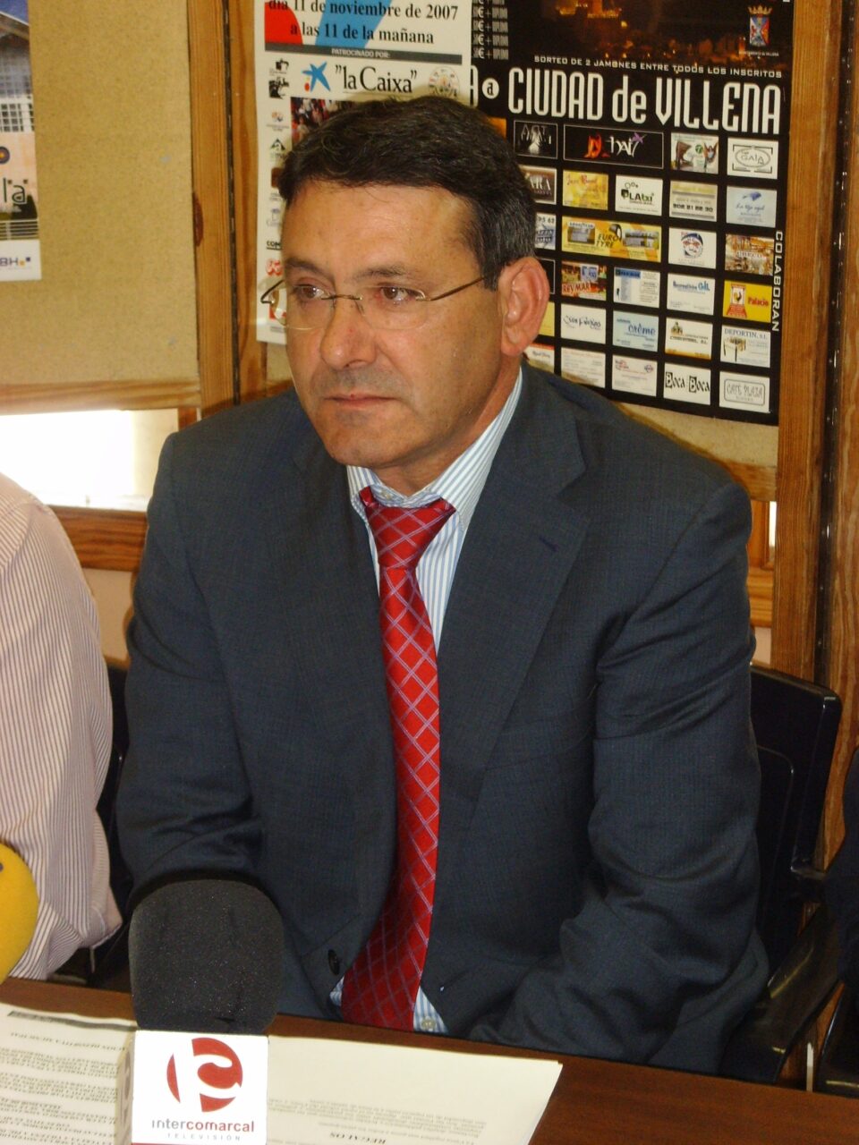 EL AYUNTAMIENTO DE VILLENA CON EL ATLETISMO: VIII LA VUELTA A PIE DE VILLENA