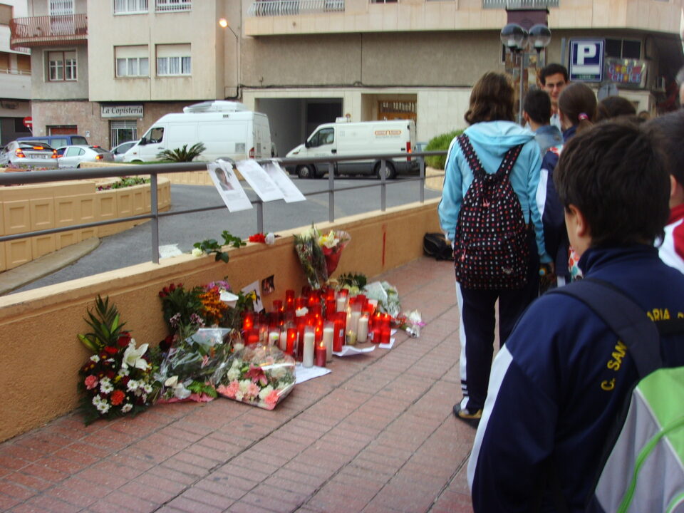 Un centenar de adolescentes reciben atención psicológica tras la muerte de la menor de Elda