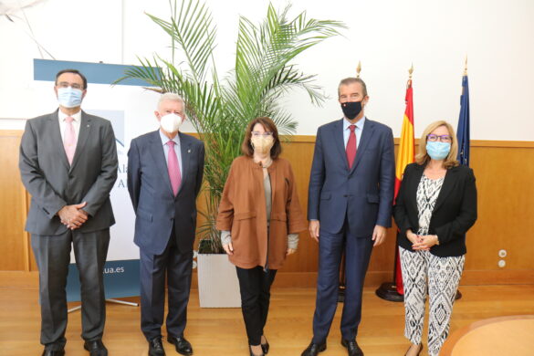 Amparo Navarro Salvador Ivorra Javier Pérez de Vargas, director Gerente de la Real Academia de Ingeniería Antonio Colino, presidente de la Real Academia de la Ingeniería