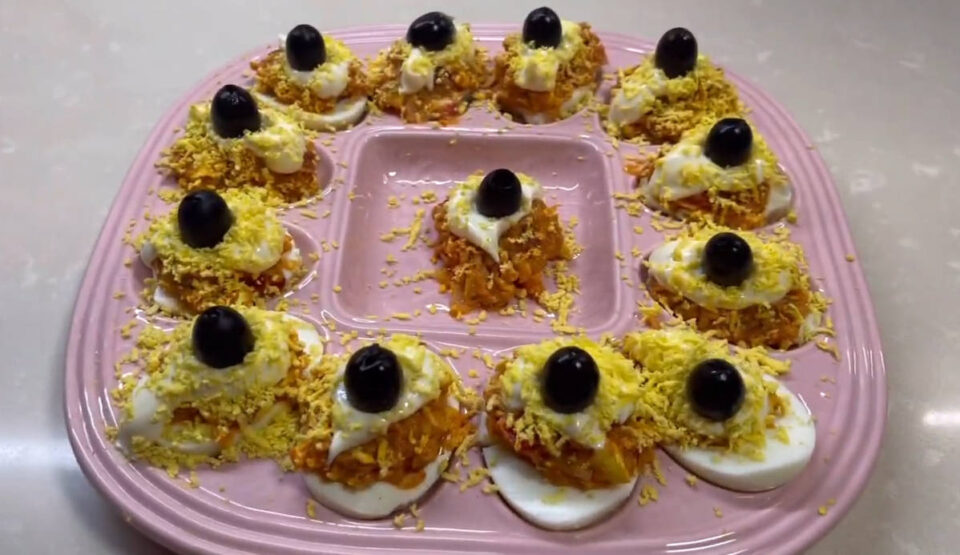 Huevos al serrín - receta en vídeo