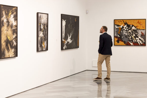 El IVAM Alcoi presenta la exposición Juana Francés La directora del Institut Valencià d’Art Modern (IVAM), Nuria Enguita, el alcalde del Ayuntamiento de Alcoi, Antonio Francés Pérez, y la comisaria de la exposición, María Jesús Folch, presentan la muestra Juana Francés. Fotografías Miguel Lorenzo