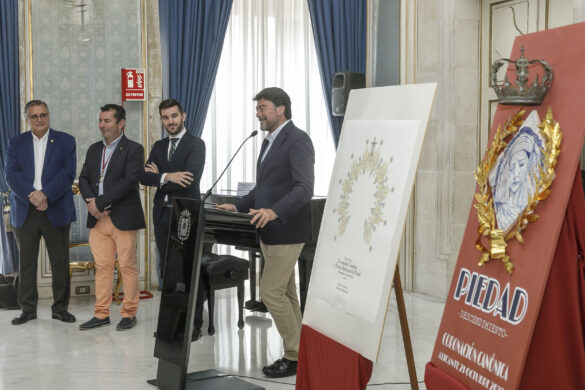 El alcalde de Alicante, Luis Barcala, Foto; Ayuntamiento de Alicante/Ernesto Caparrós